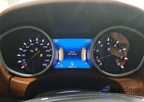 2018 Maserati Ghibli z USA, uszkodzony, nr VIN ZAM57XSA3J1304947